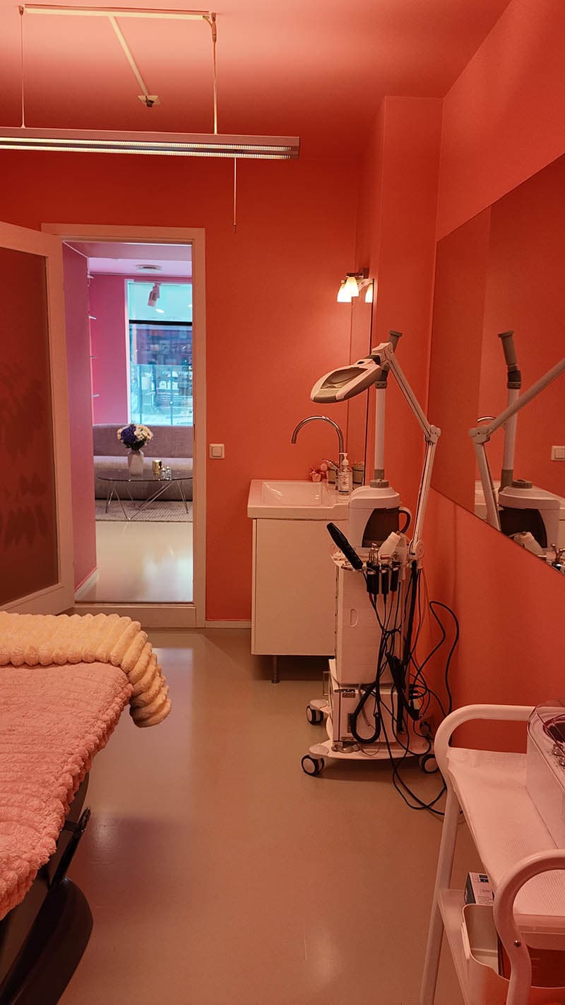 Clinic interior 8